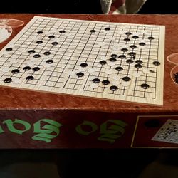 Vintage Go Game. Board And Chips. As New. 