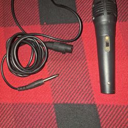 Dynamic Karaoke Microphone With Cord