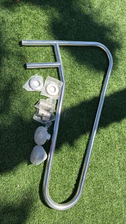 Pool rail