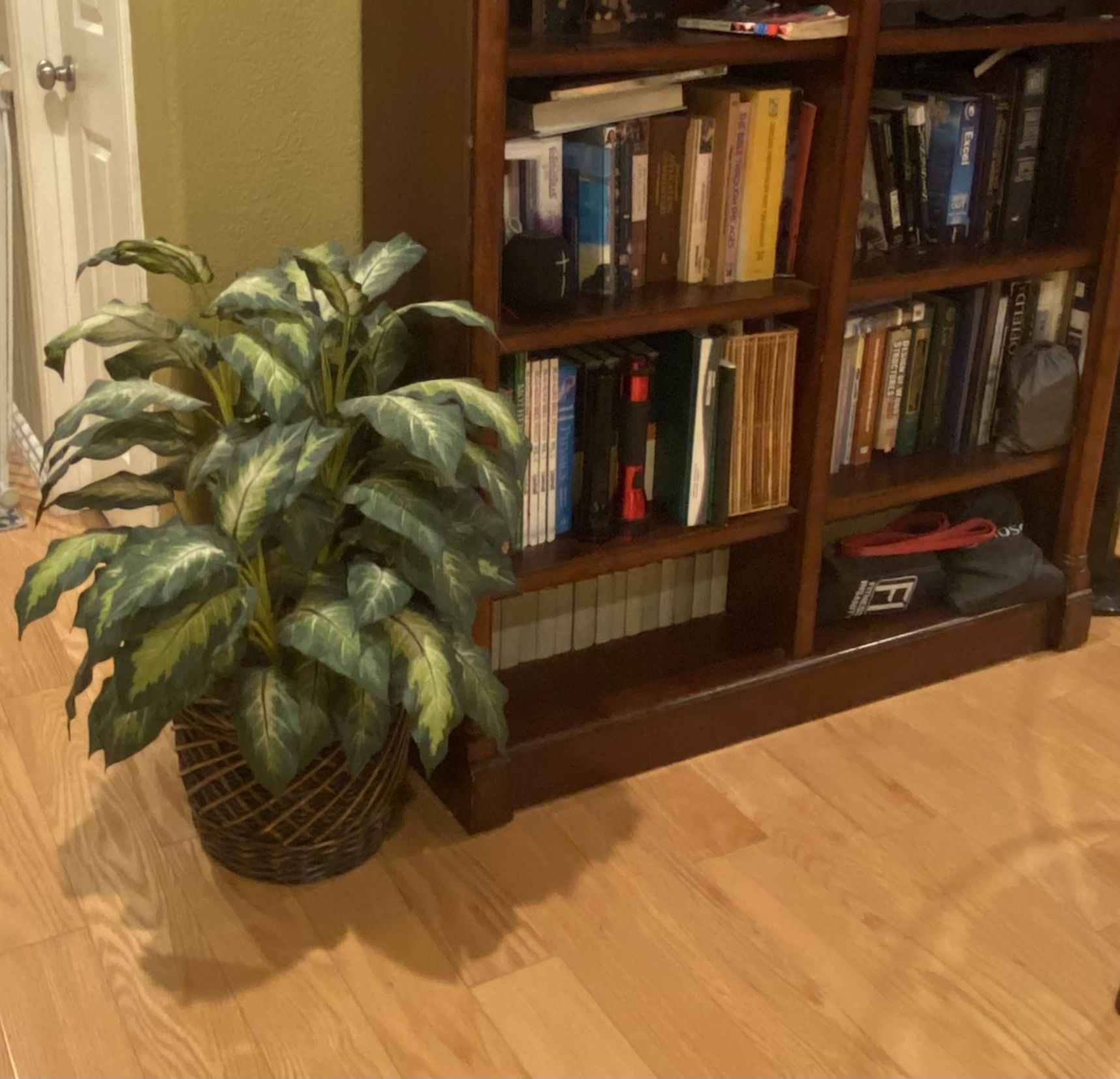 Artificial Fake Plant