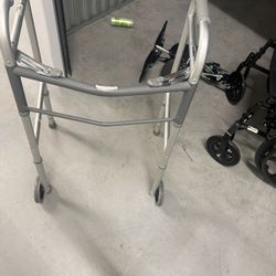 Like new walker