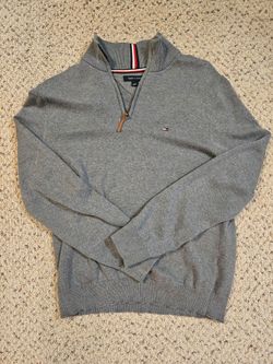 Tommy Hilfiger Men’s Grey Quarter Zip Size L, Great Condition