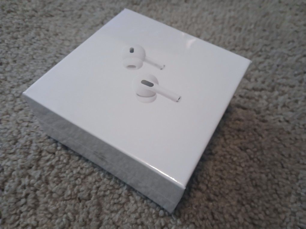 Apple AirPods Pro (2nd Gen) –USED LIKE Brand New, Sealed