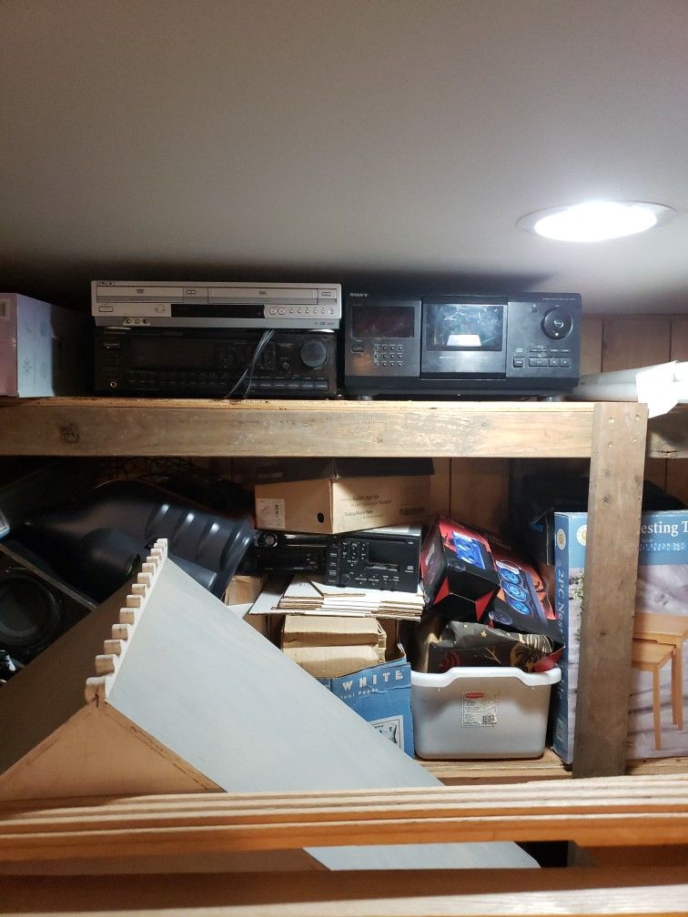 Stereo Equipment 