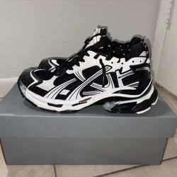 Balenciaga Runners
