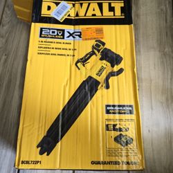 DEWALT 20V MAX 125 MPH 450 CFM  Battery Powered Blower Kit with 5 Ah Battery And Charger