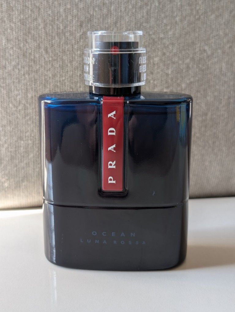 Prada Luna Rossa Ocean