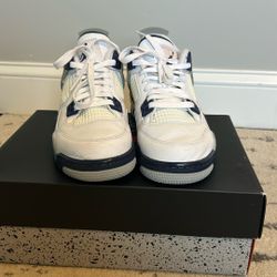Air Jordan 4 Retro 