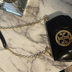 Tory Burch Crossbody Bag With Gold Chain 