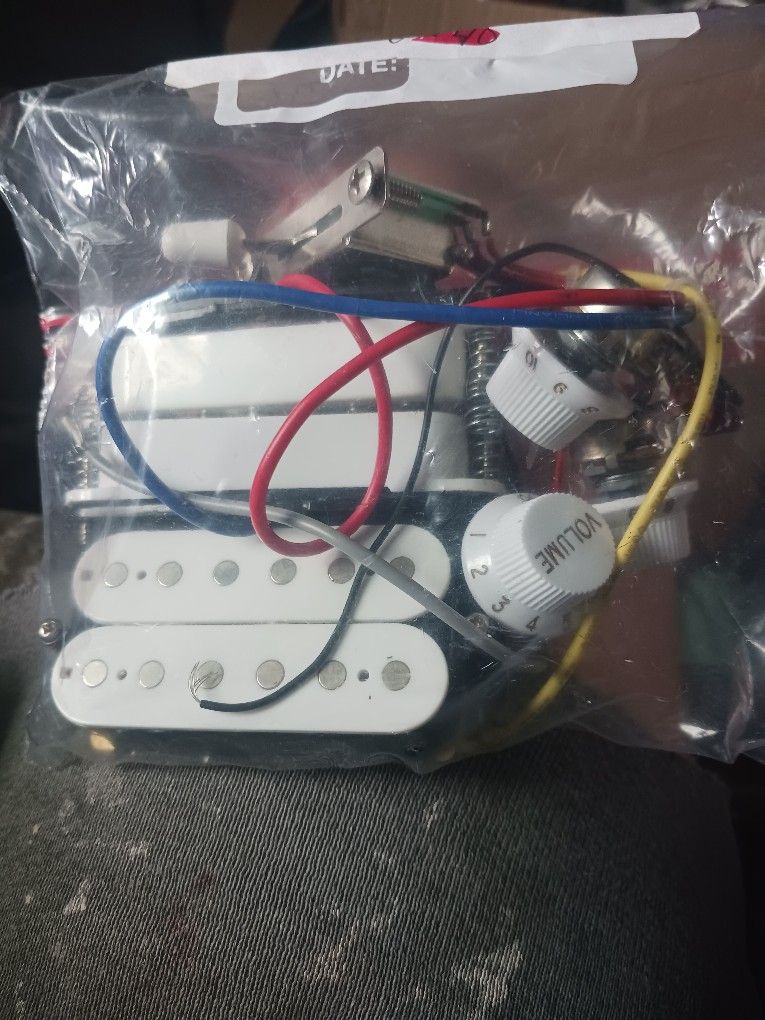 HSS, Humbucker/ Single/Single With All Controls, 5 Way, Volume Tones, New