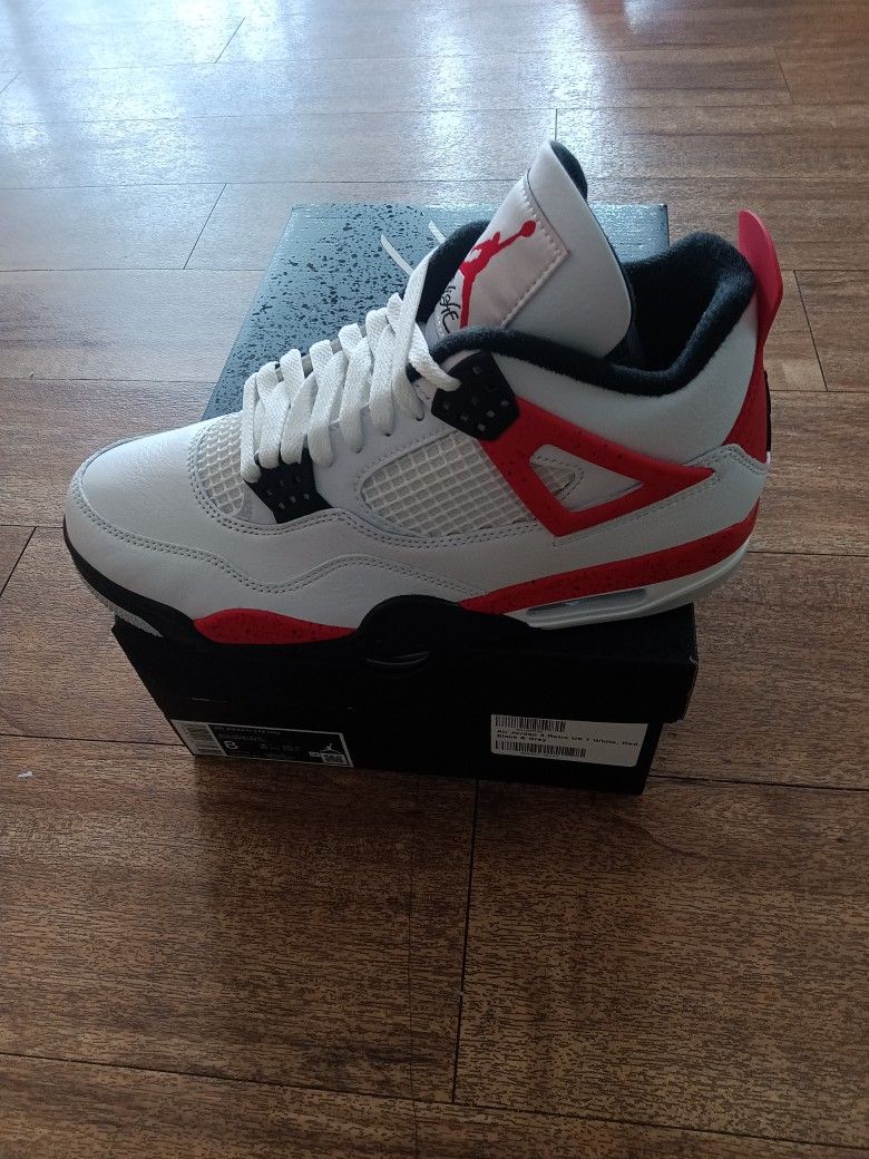 Nike Air Jordan Retro 4 "Red Cement" Size 8M