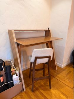 Lambda Standing Desk - 47"