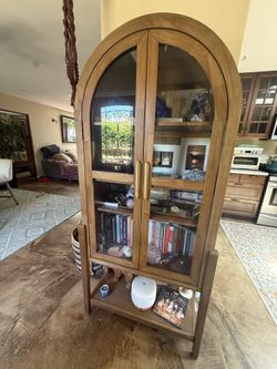 Solid wood rounded cabinet