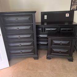 Dresser’s