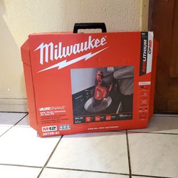 Milwaukee
M12 12-Volt Lithium-Ion Cordless Drain Cleaning Airsnake Air Gun Kit