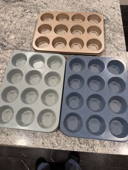 Set of 3 Muffin/Cupcake Pans