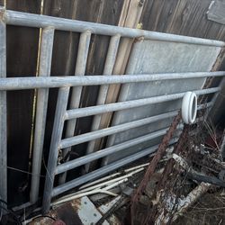 Horse Gates . Feeder . And Visor 