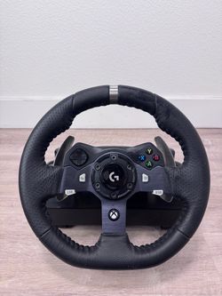 Logitech G920 Driving Force Racing Wheel for Xbox One and PC - Cable - USB - Xbox One, PC (Renewed)