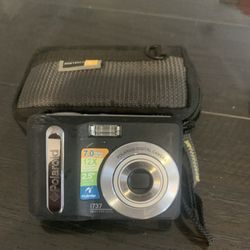 Polaroid i737 Digital Camera 