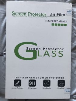 Screen protector for iPad 10.5