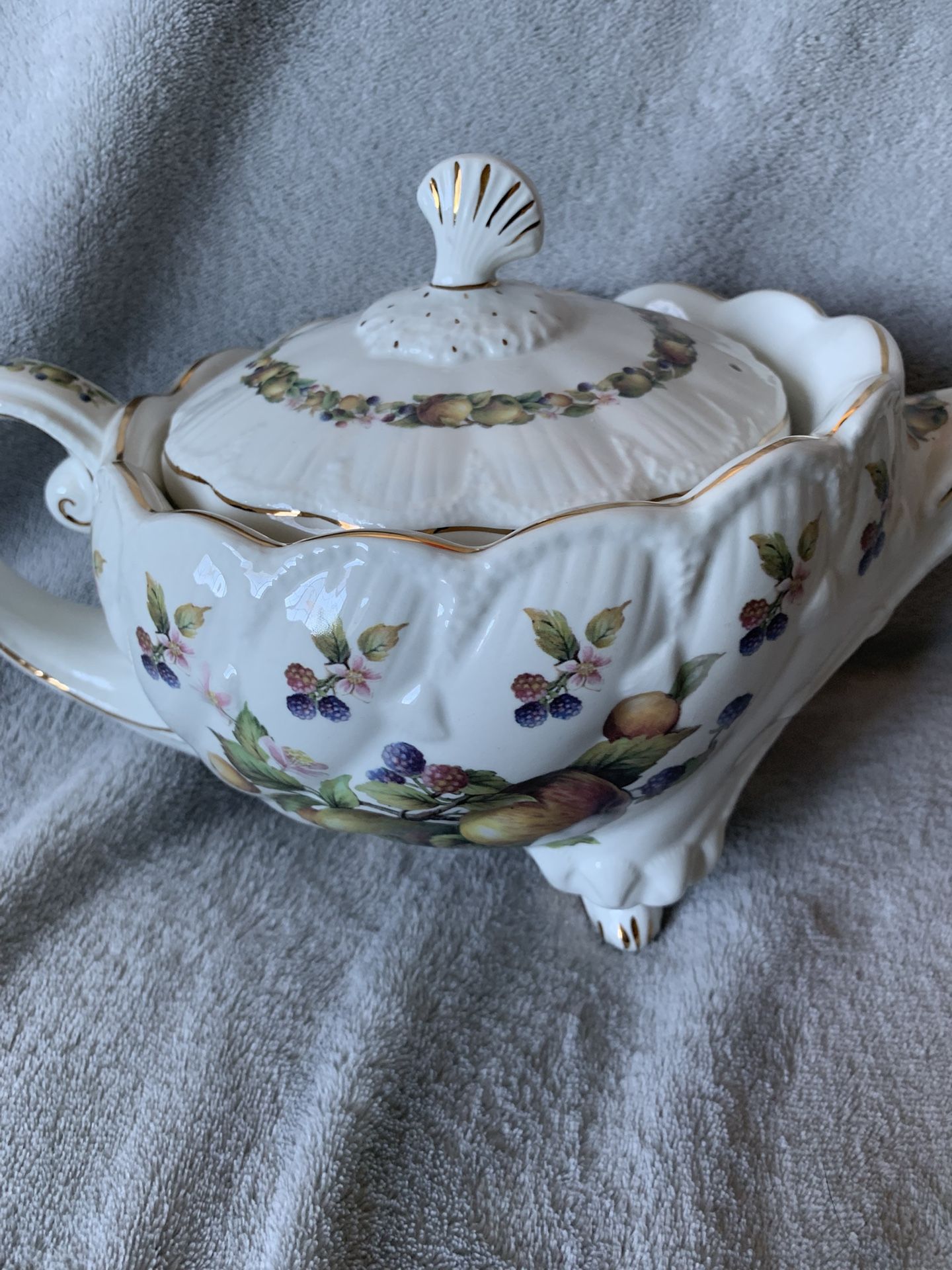 Vintage Crown Dorset Tea Pot
