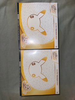Pokemon 30th Anniversary Elite Trainer Box