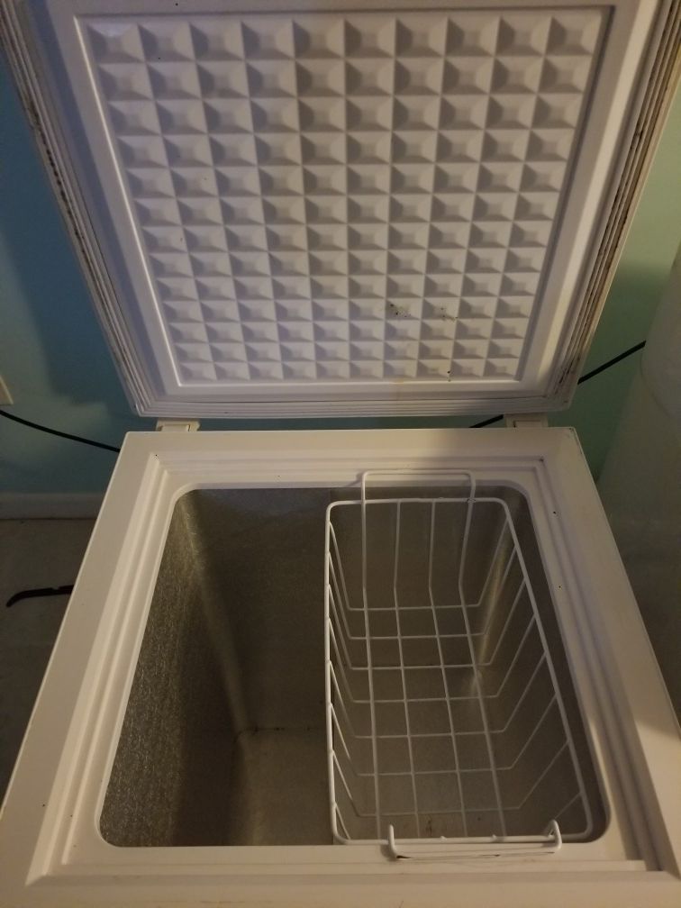 Haier freezer chest/deep freezer. Works perfectly