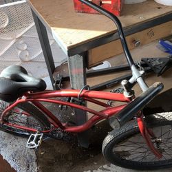 Two Beach Cruiser Bikes Bicycles Red And Black Fixie Low rider 