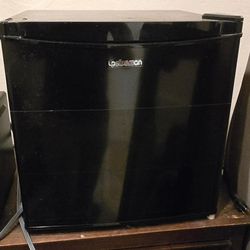 Microwave and Mini Refrigerator 