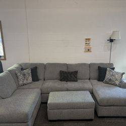 Couch Sectional Gray Chase 