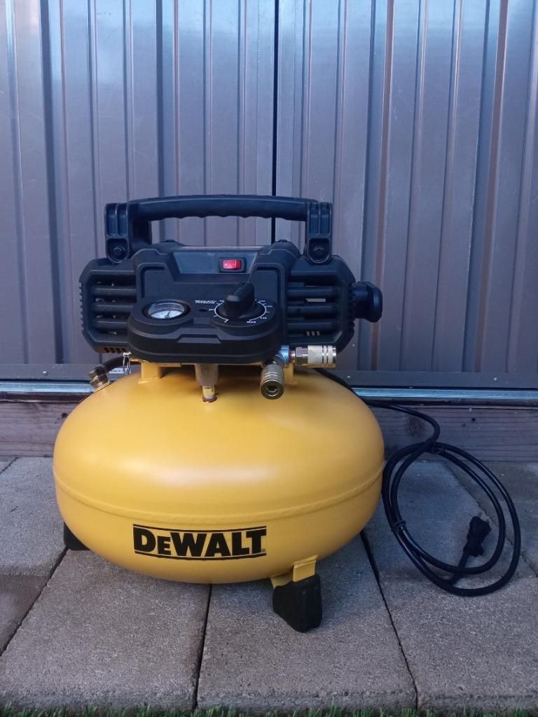 Dewalt 6 Gal Compressor 165 Psi