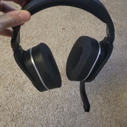 Turtle Beach 700 Wireless 