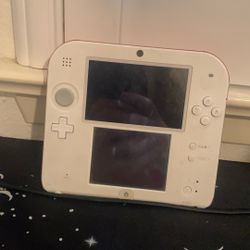 A 2ds That Has No Stylist I Don’t Have The Charger 