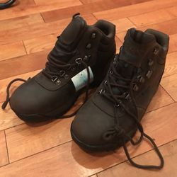 Brand New  Working /Hiking Mans Boots Dark Brown Leather 9 1/2   Extra Wide 3E