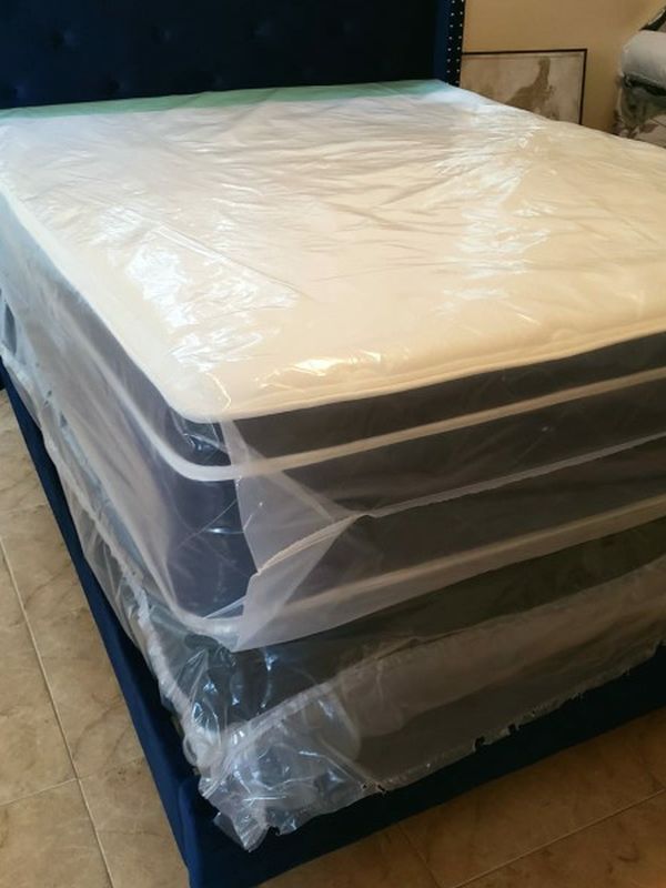 NEW QUEEN LUXURY PILLOW TOP MATTRESS AND BOX SPRING_3PC 😊 AVAILABLE KING SIZE 👌