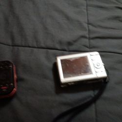 Digital Camera 