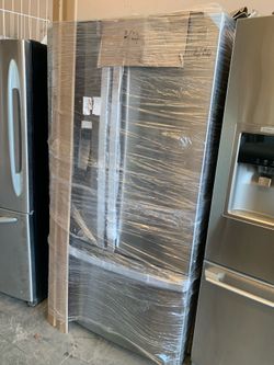 New Open Box Kenmore Elite French Door Refrigerator Ice/Water Indoor
