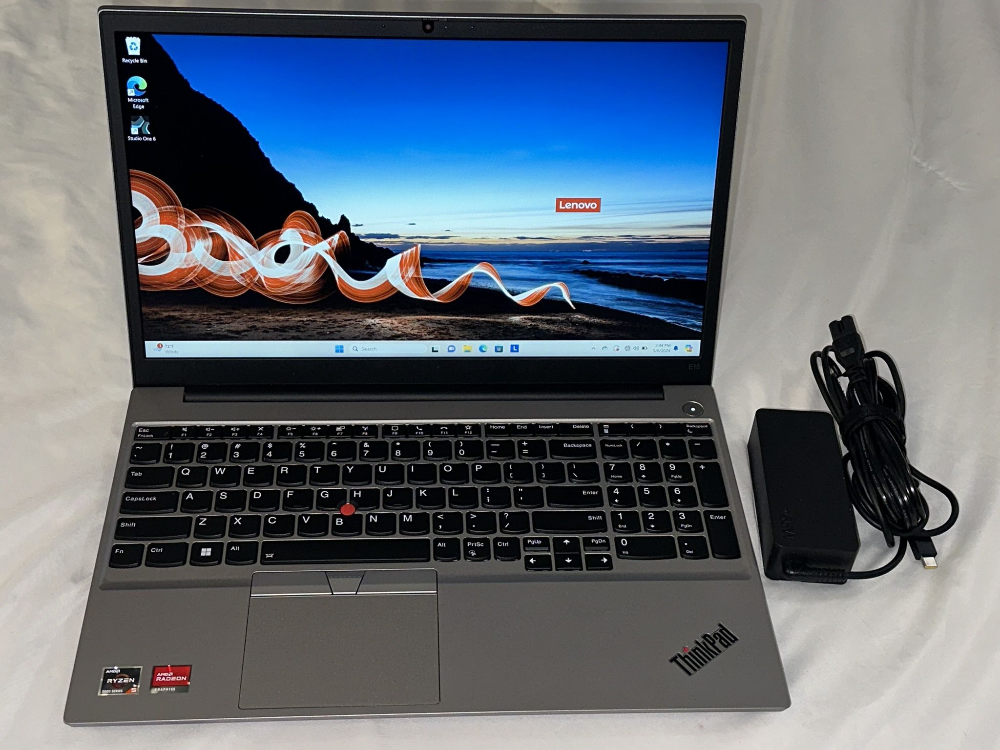 Lenovo 16 inch ThinkPad E15 Gen 4 AMD Ryzen 5 5625U w/Radeon Graphics 16gb Ram 512gb SSD w/Charger