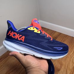Hoka One One Clifton 9 Bellwether Blue Size 10.5M