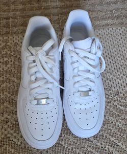 Nike Air Force 1 White Women's Size 8 - Brand New
