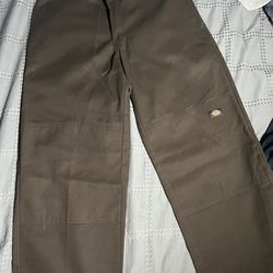 Brown Dickies Loose Fit