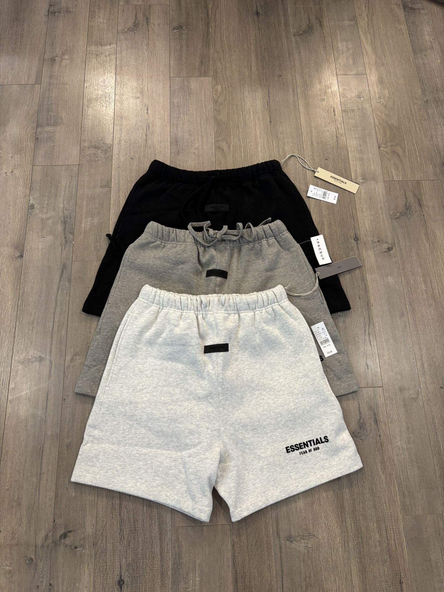 Essential Shorts Size S,M,L