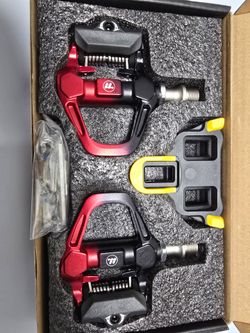 Brand New Aluminum Road Bike Clipless Pedals - SPD-SL Compatible