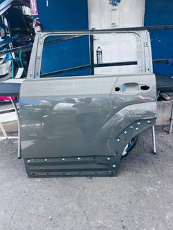 Hyundai Santa 2024-2026 left driver side rear door Oem