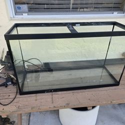 Fish Tank (40 Gallons) 