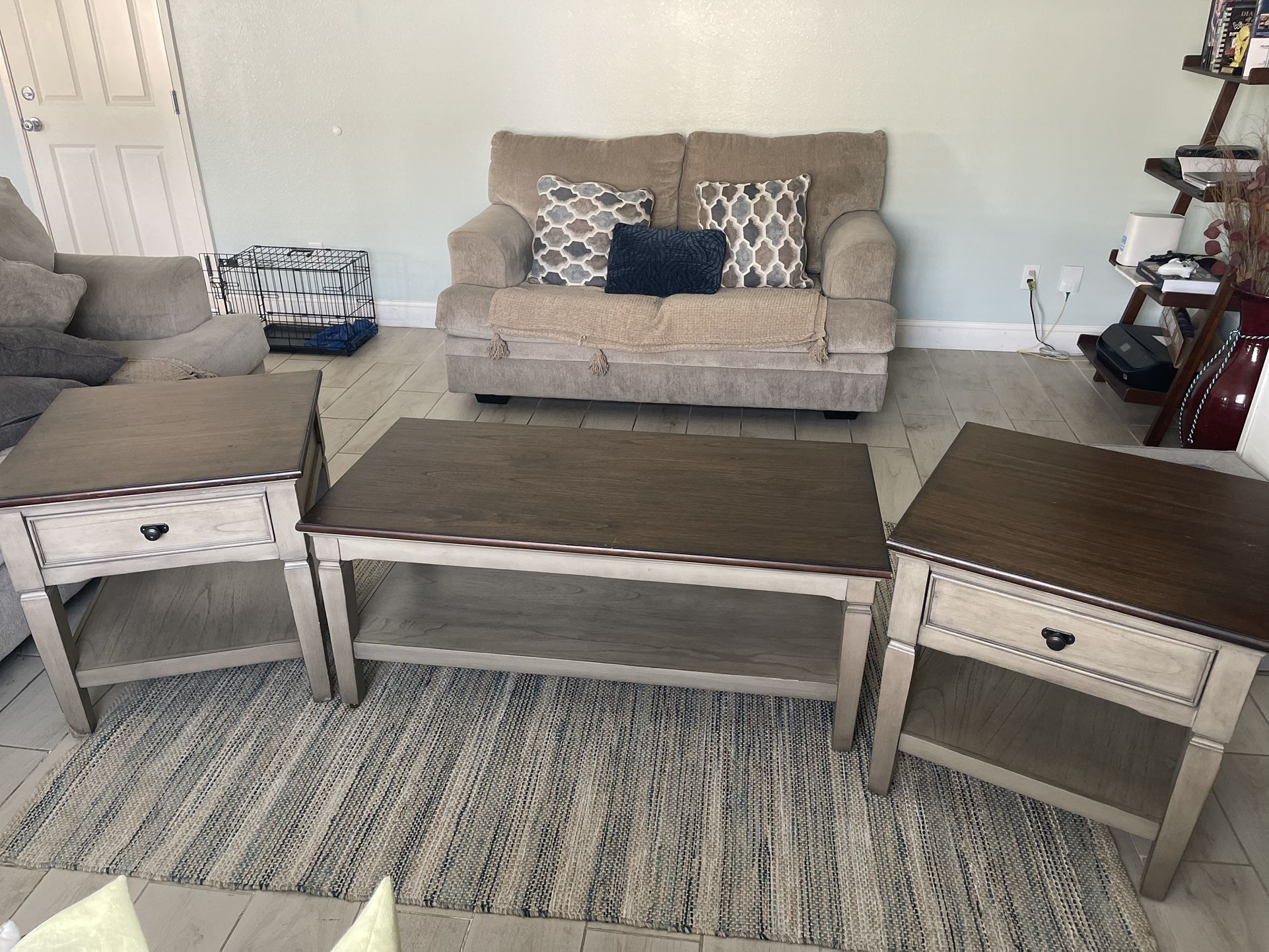 Coffee Table 2 End Tables