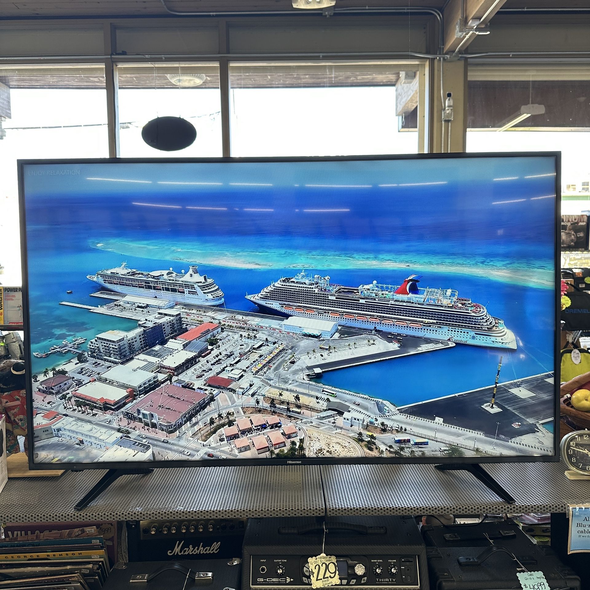 58” Hisense 4K LED Smart TV w/Remote