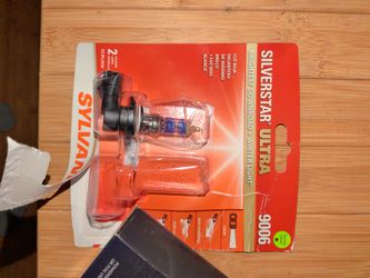 Headlight bulbs 2011 Corolla