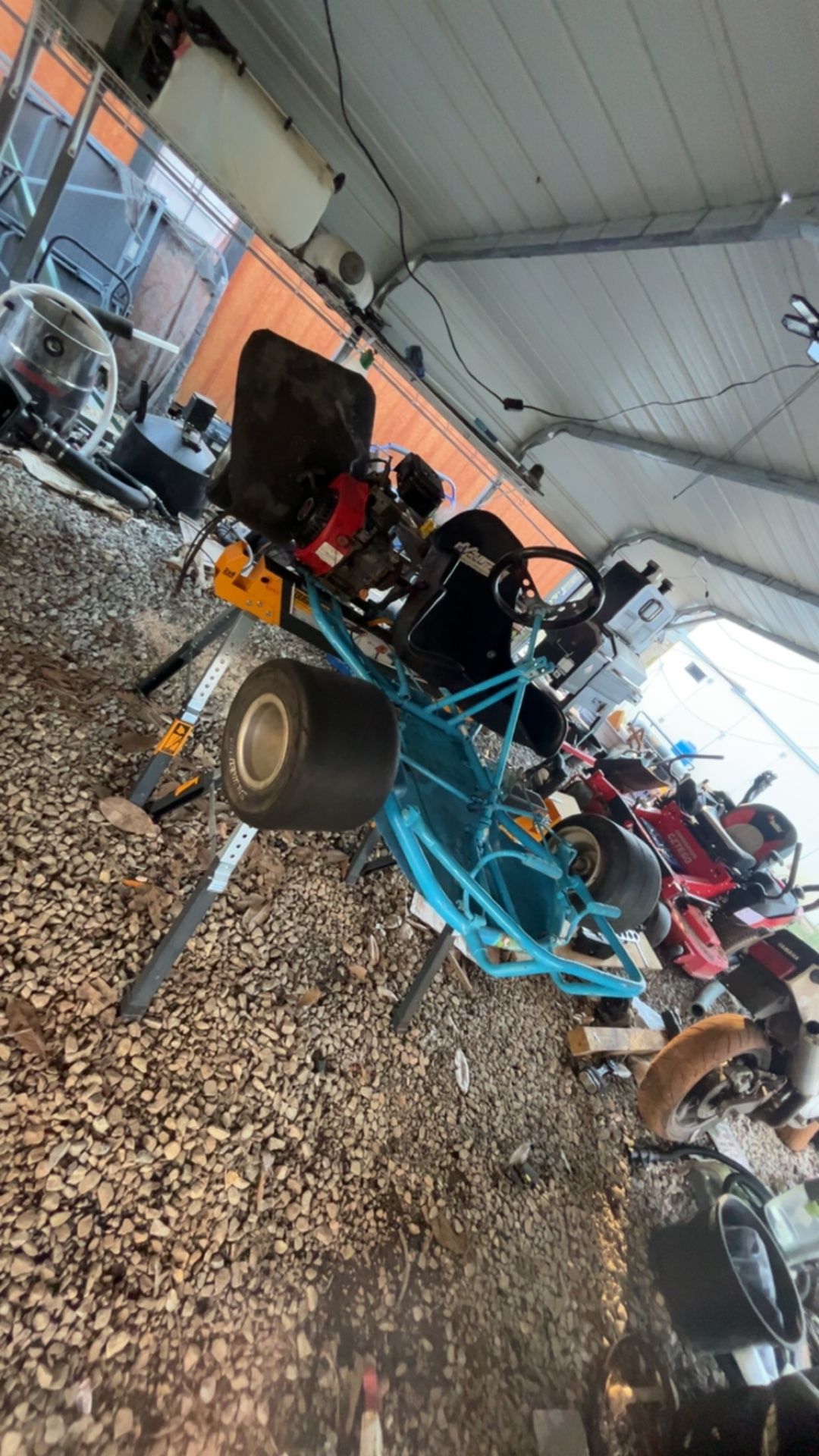 Predator 225 Ghost race goat kart