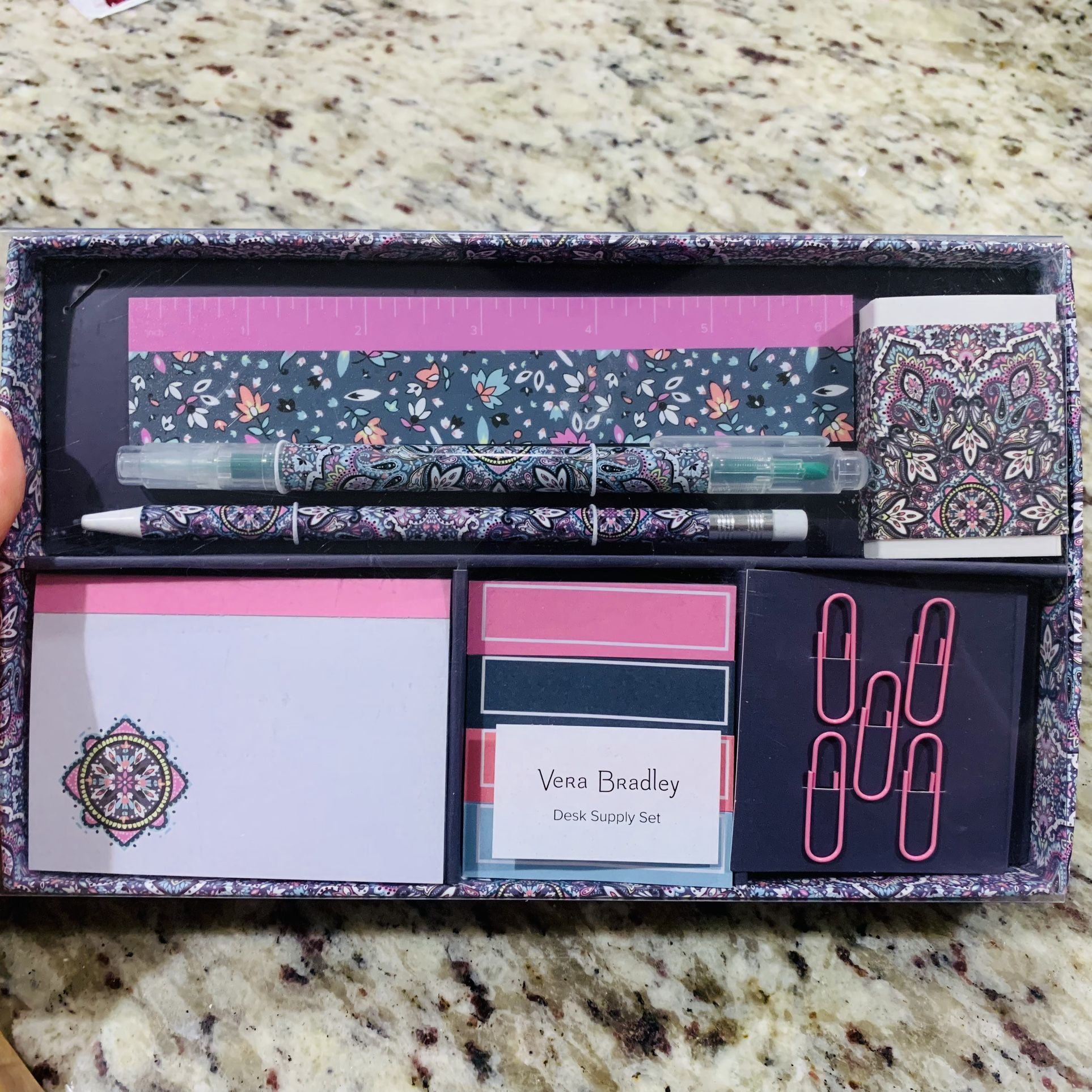 New Vera Bradley Desk Supply Set Office Gift Bonbon Medallion
